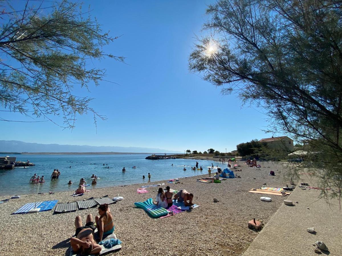 Beachfront Apartment Vir Dış mekan fotoğraf