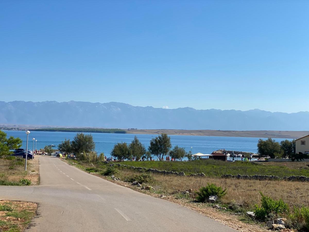 Beachfront Apartment Vir Dış mekan fotoğraf